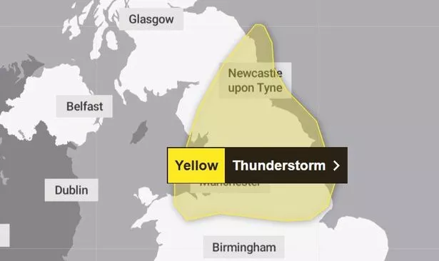 Yellow severe thunderstorm warning issued for England