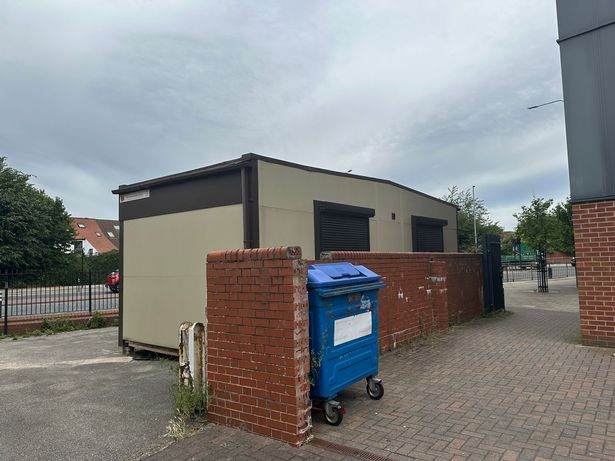The rear of the cabin as seen from Egginton Street