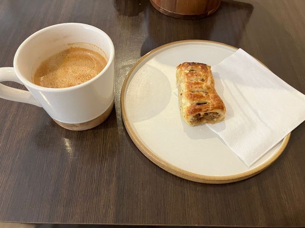 Food and coffee at Barleys Vegan Deli, 123 Newland Ave, Hull HU5 2ES