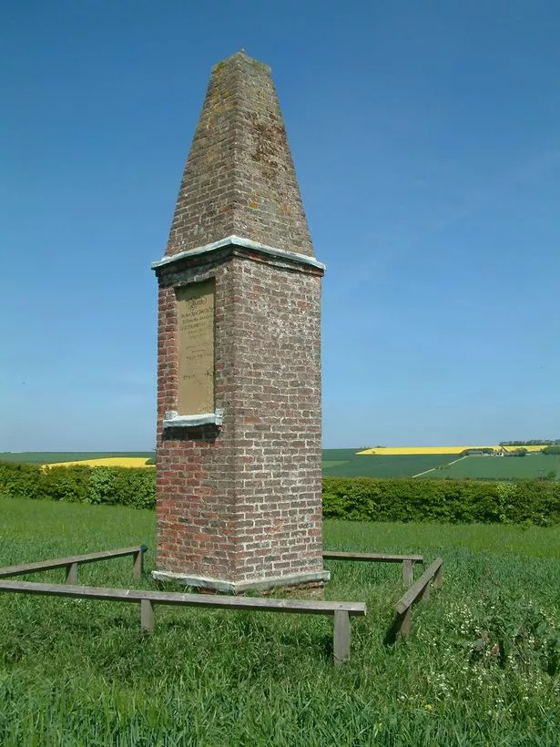 Monument marking the meteorites that landed in Wold Newton in 1795