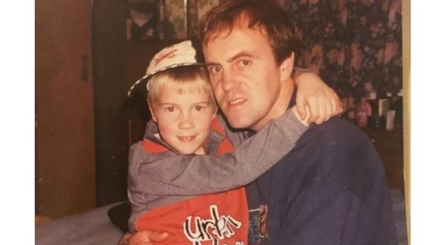 Luke Glover pictured with his dad, who died when Luke was 11