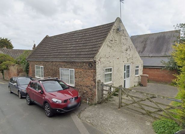 The Chapel Cottage as seen from Ings Lane