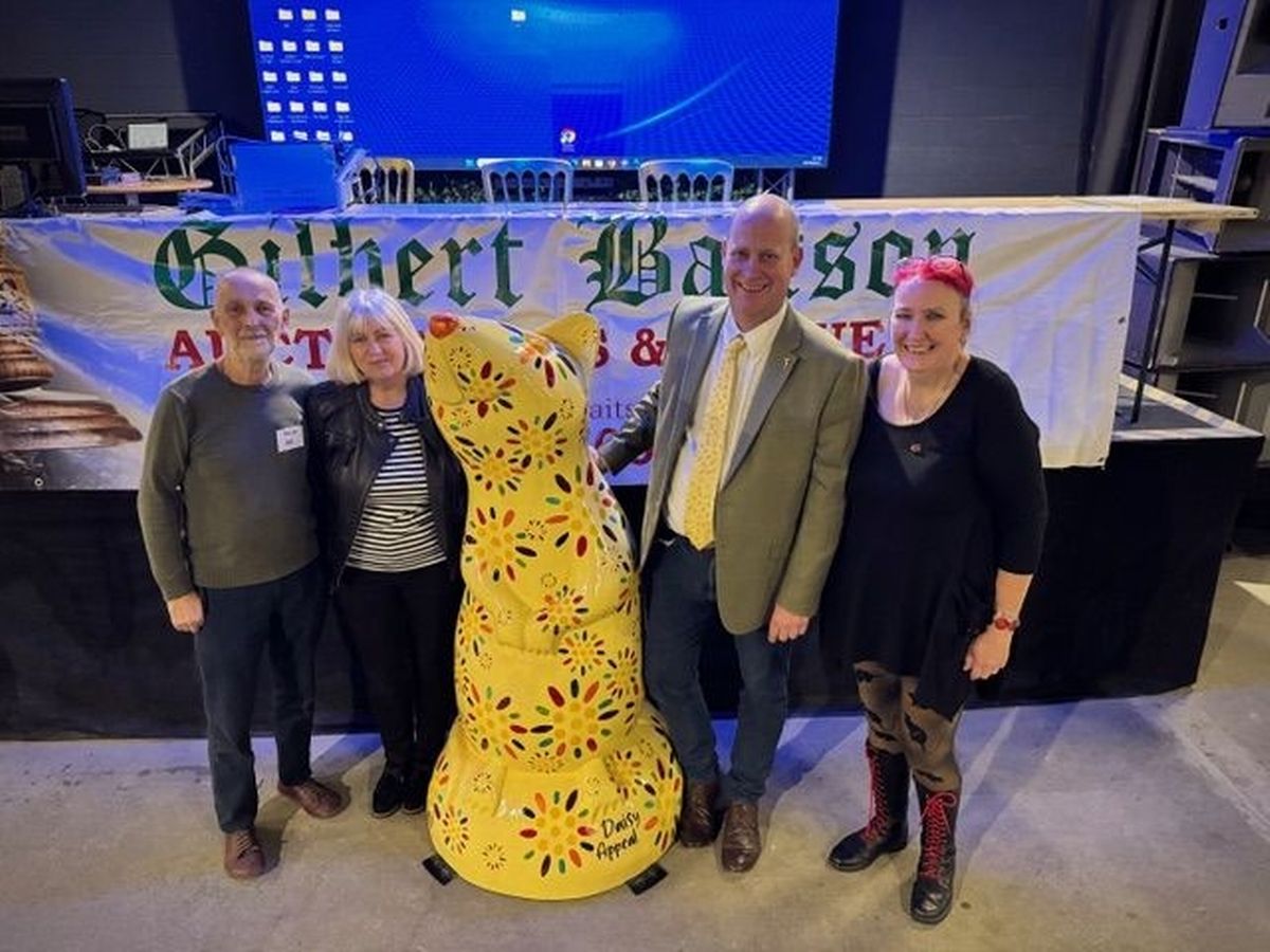 Hull’s much-loved A Mischief of Rats art trail bowed out in style with a glittering charity auction