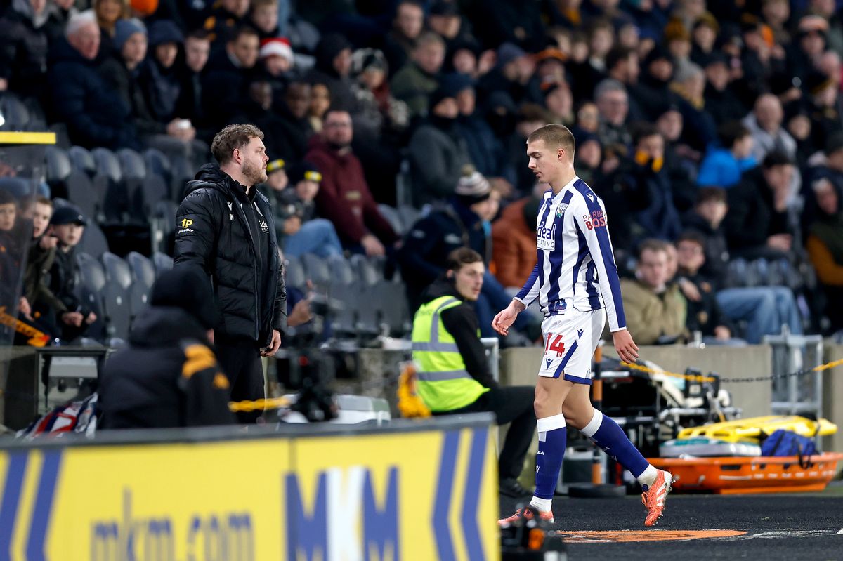 Alfie Gilchrist was sent off against Hull City