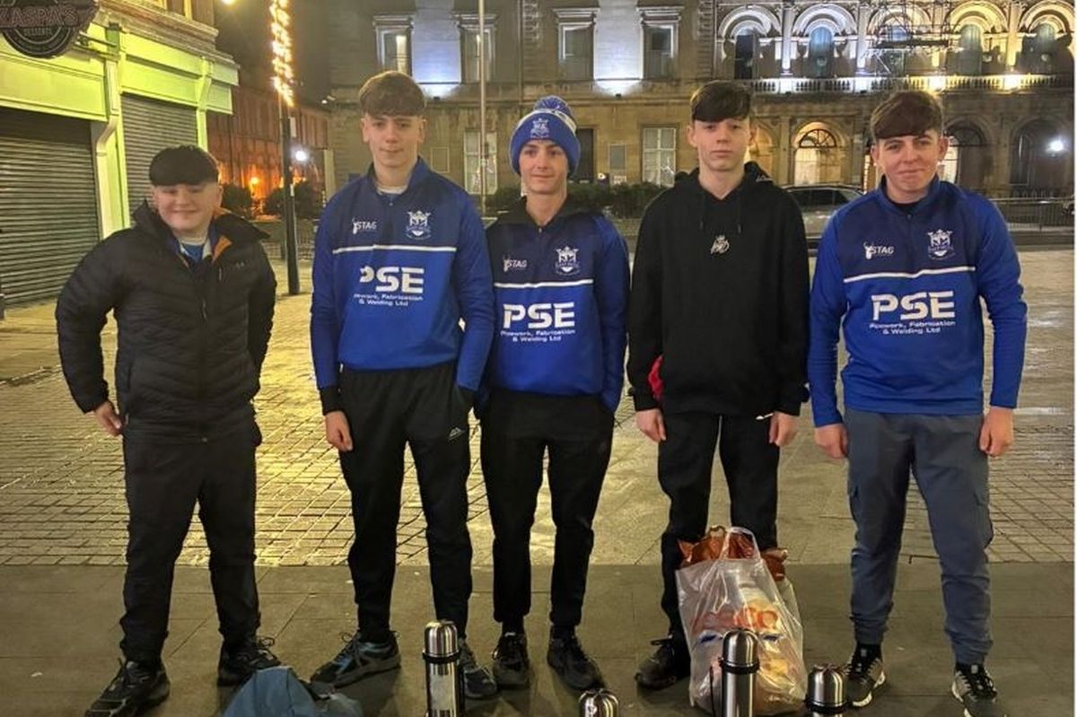 The 12 nights of kindness from East Hull u14s has earned thanks from police and Hull Street Angels.