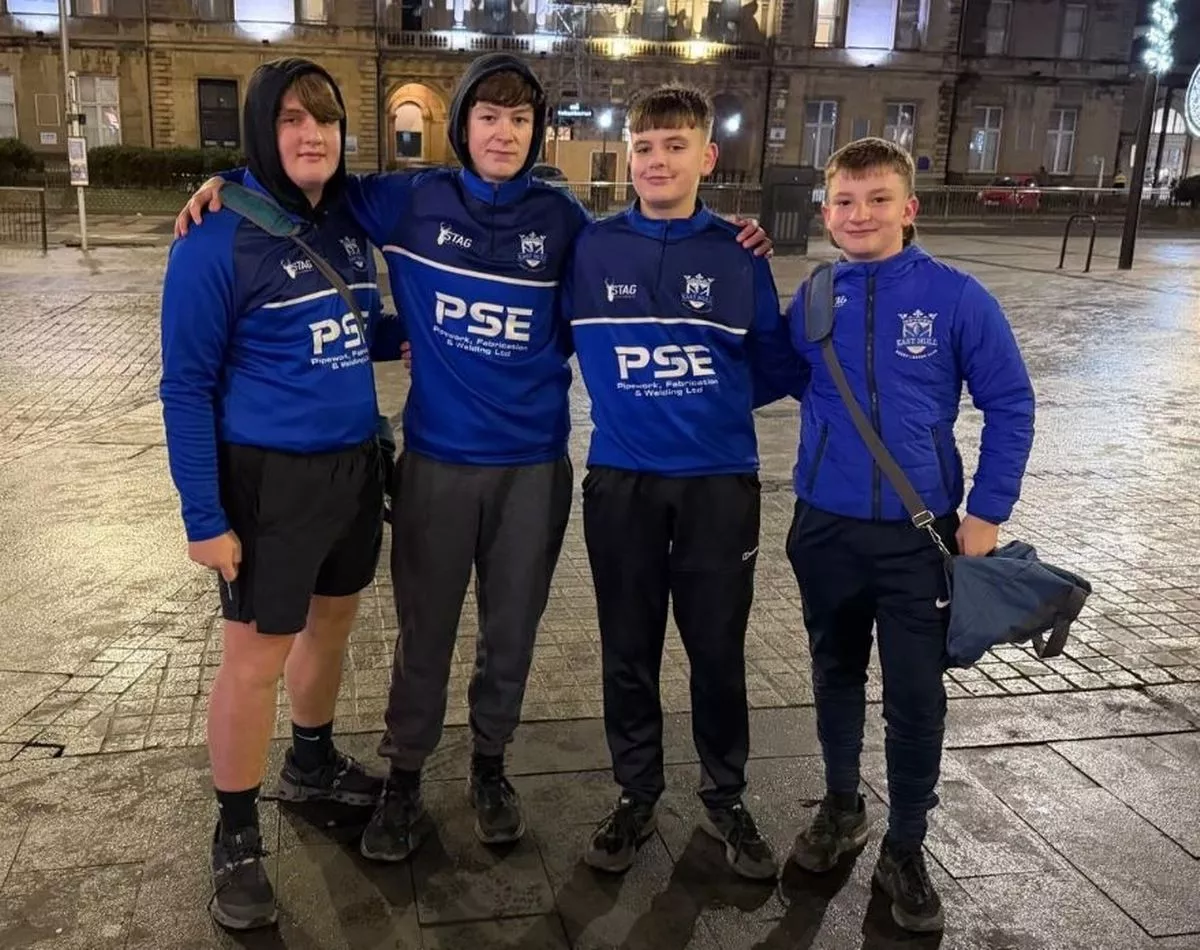 East Hull under 14s have volunteered this Christmas.