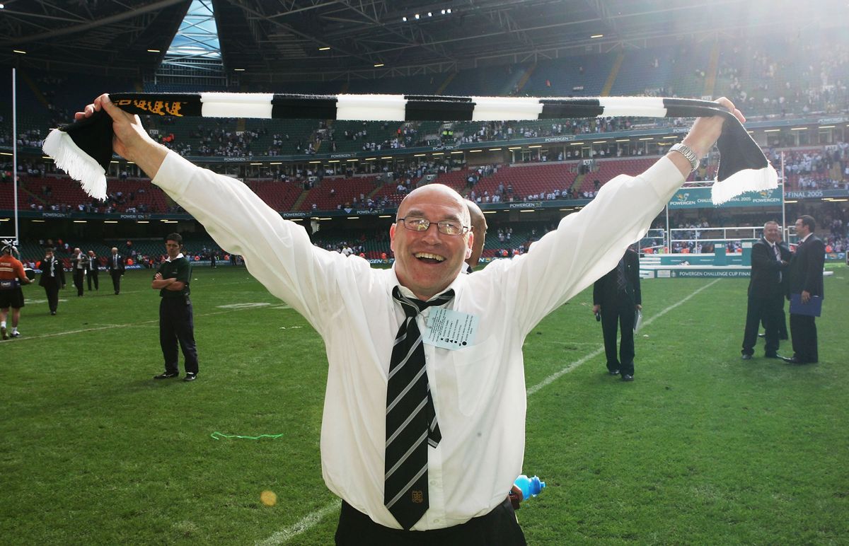 Coach John Kear of Hull celebrates after winning the Challenge Cup Final 