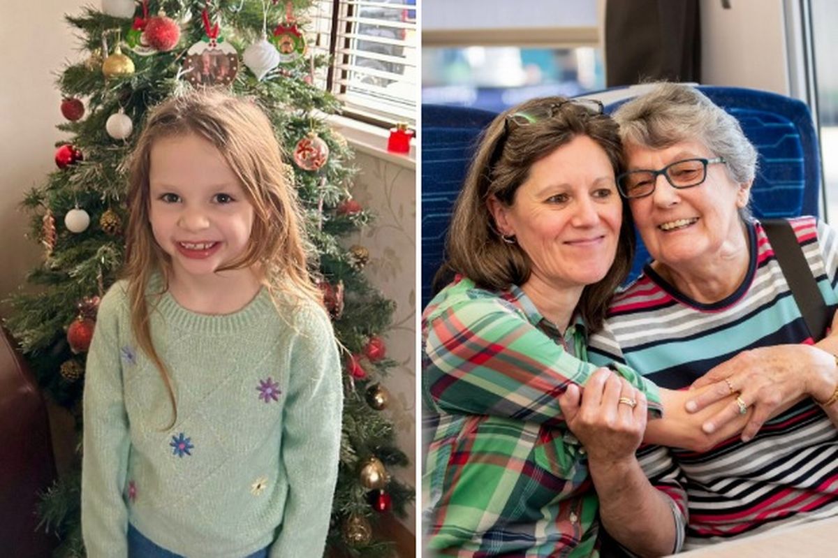 Isabella Davis, 6, had her faith restored by kind strangers while a day trip on a train from Hull brought joy to a group of people living with dementia, and their families