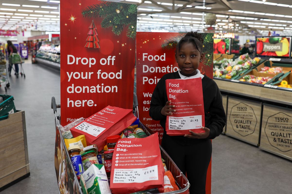 East Riding of Yorkshire Tesco customers thanked for generous Winter Food Collection support as over 6,000 meals donated