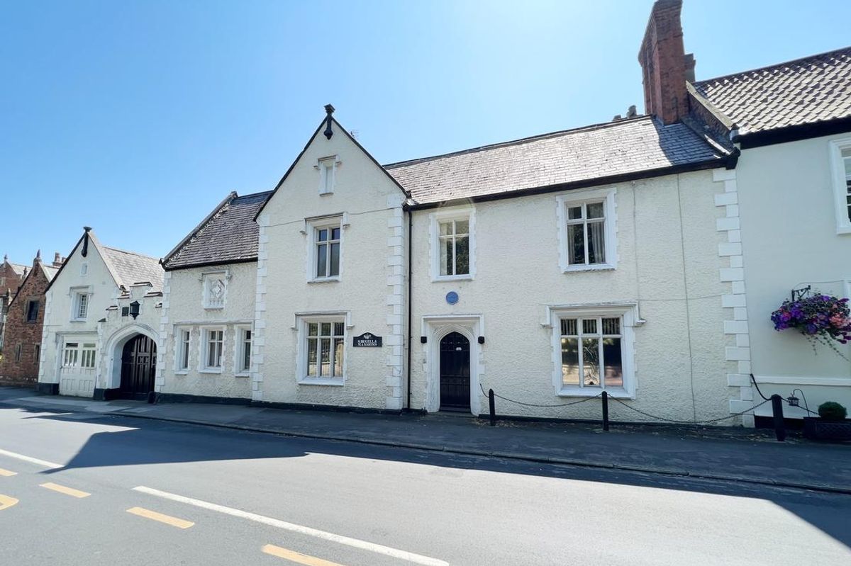 Kirkella Mansions residential care home on the outskirts of Hull in East Yorkshire has been sold to new owners