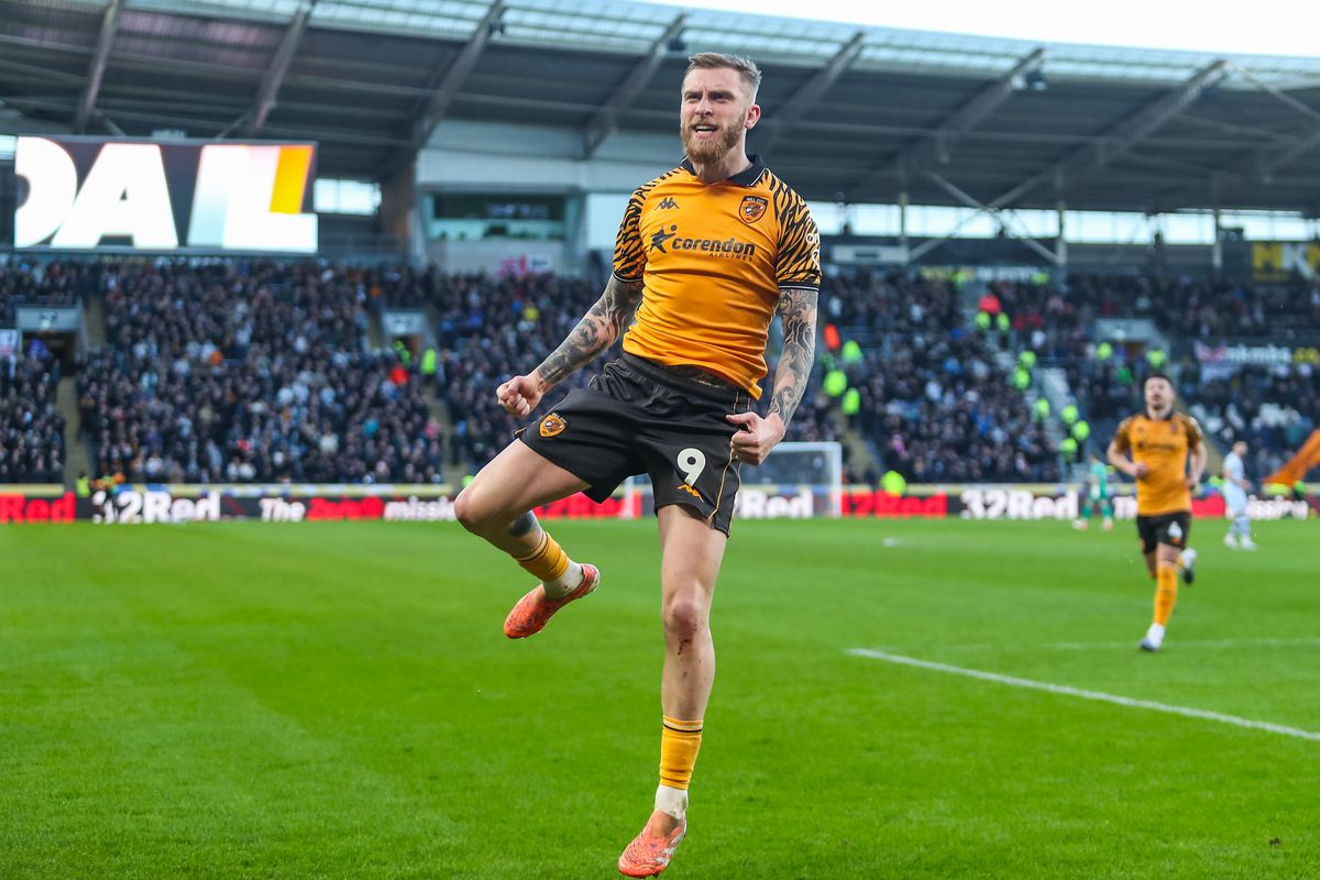Oli McBurnie has been key to Hull City's success this season 