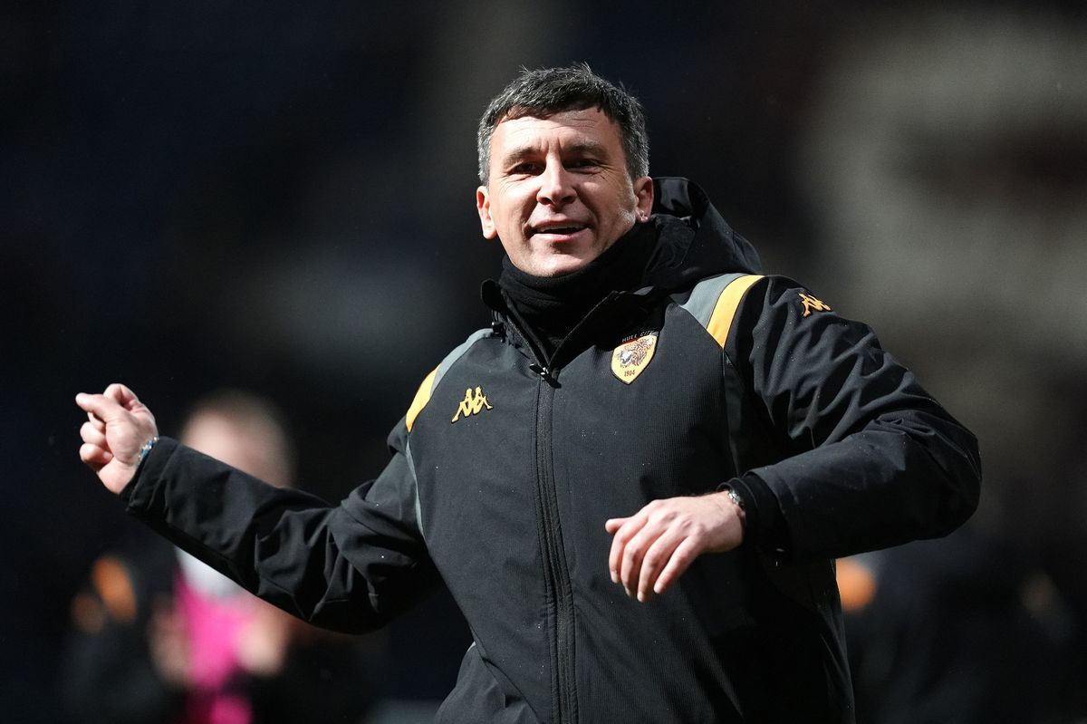 Hull City manager Sergej Jakirovic celebrates in front of the fans at Preston