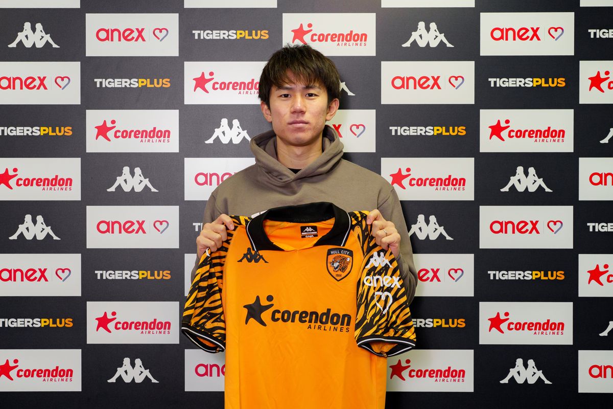 Yu Hirakawa has signed for Hull City