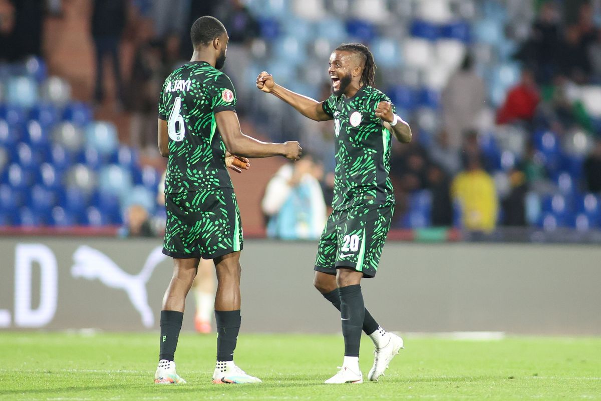 Semi Ajayi Chidozie Awaziem celebrate the victory over Algeria