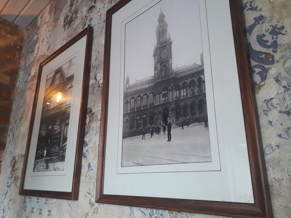 Historical photography of buildings and people in Hull have been kept