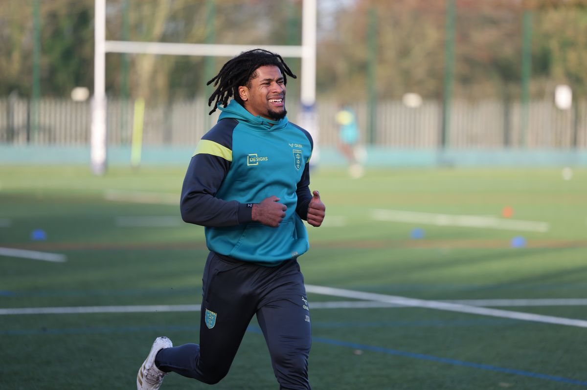 Hull KR new recruit Jumah Sambou is set for a loan move.