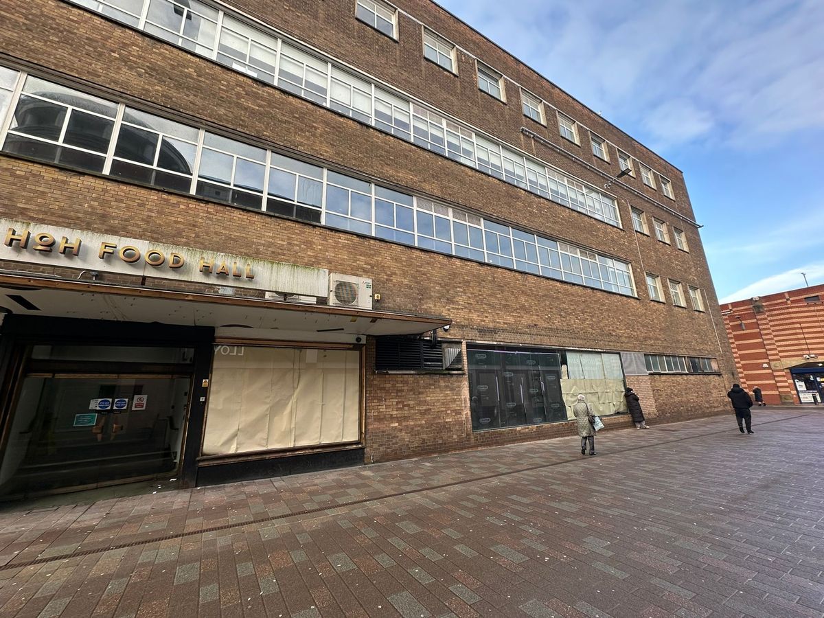 Another entrance would be on South Street