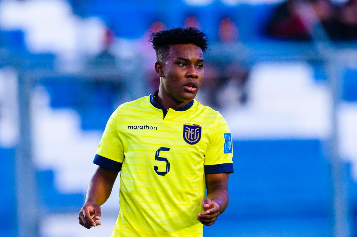 Oscar Zambrano was a regular for the Ecuador Under-20 side