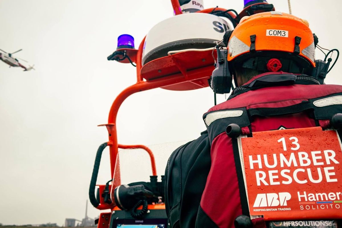 Humber Rescue launched a lifeboat to carry out a shoreline search