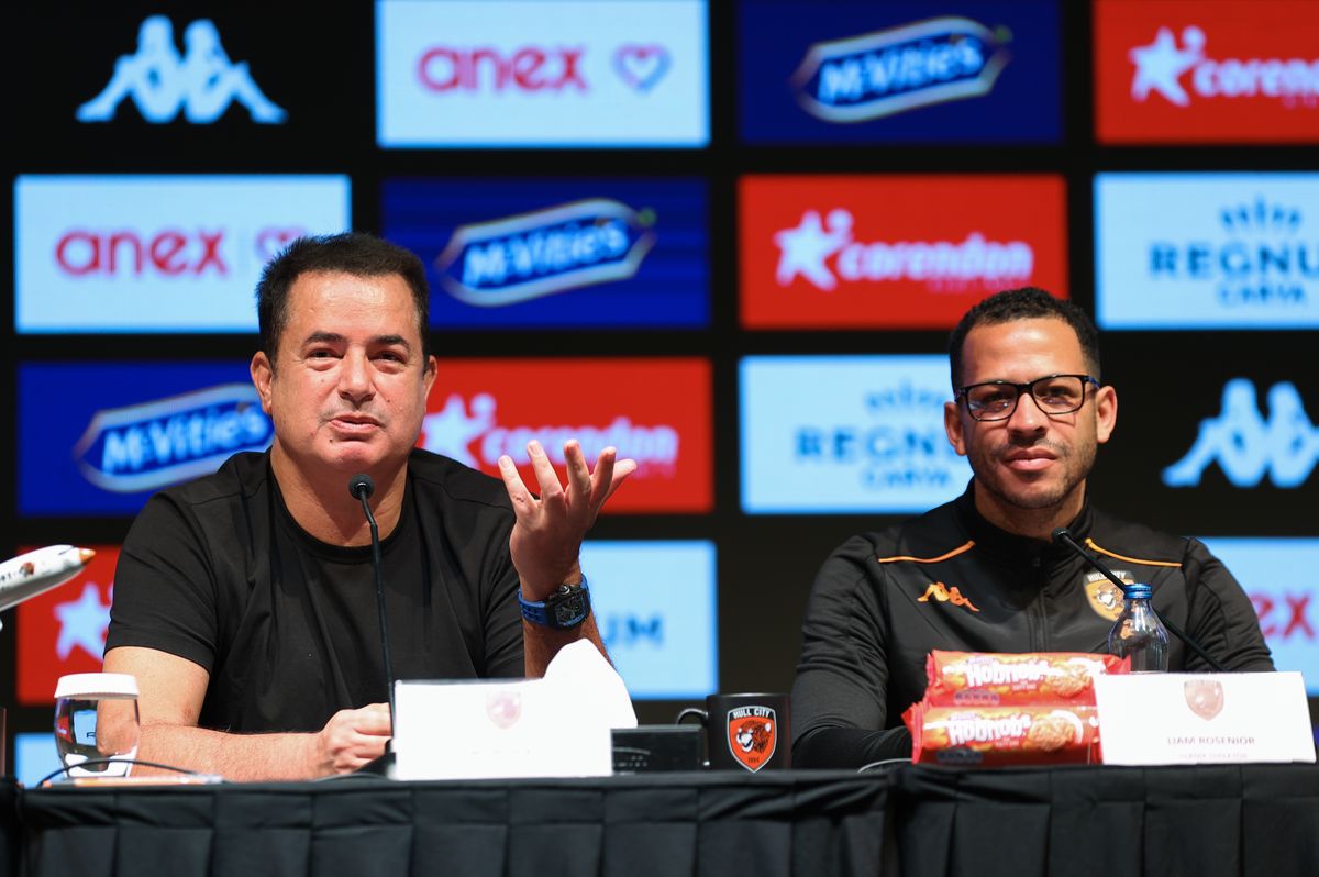 Hull City owner with former manager Liam Rosenior