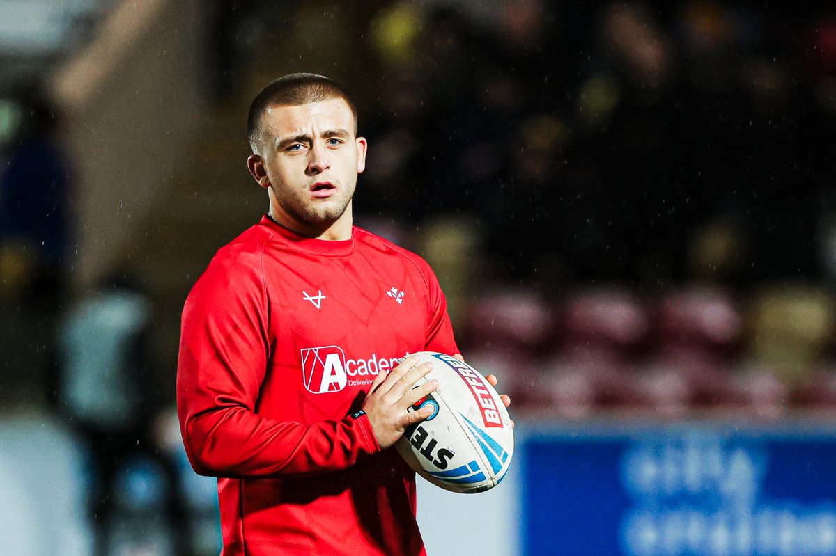 Mikey Lewis will be fired up to take on NRL champions Brisbane Broncos in the World Club Challenge.