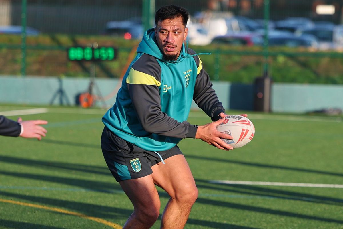 Prop Sauaso Sue in training.