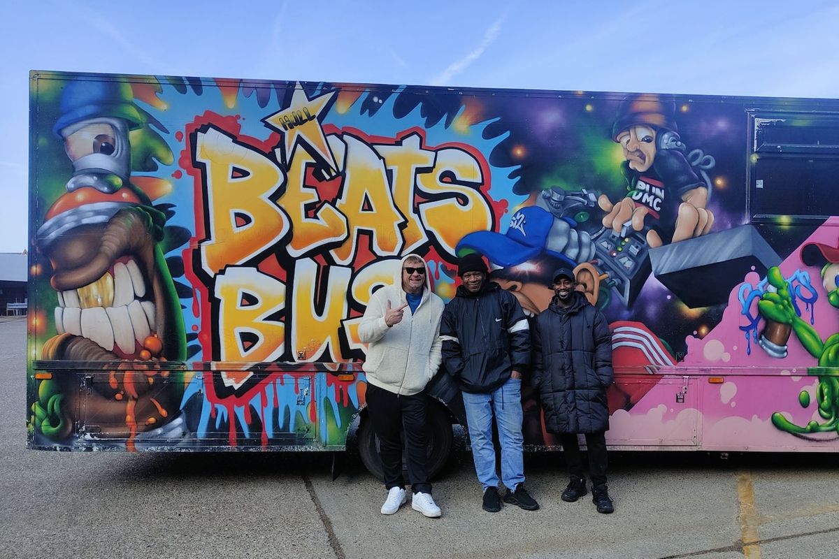 Hull's Beats Bus - a Big Issue 'Changemaker' 