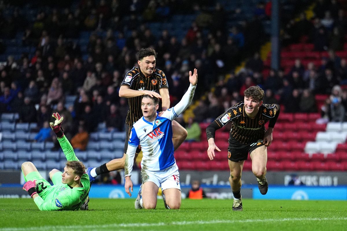 Hull City's Lewis Koumas celebrates scoring
