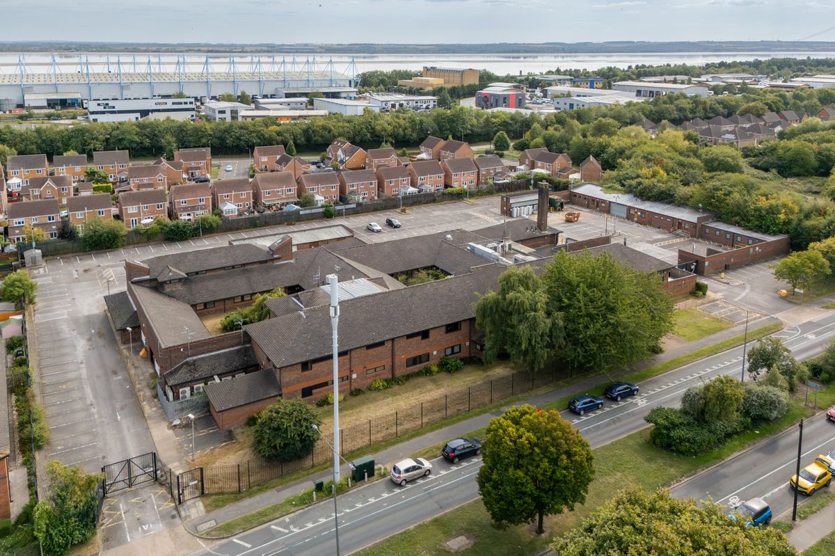 The former police station in Hull is up for sale