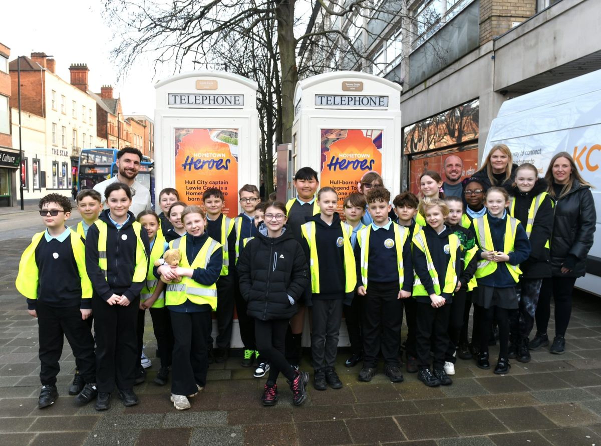 Griffin Primary School pupils on an Experience Day at KCOM’s Learning Zone popped out to meet Tommy and Lewie