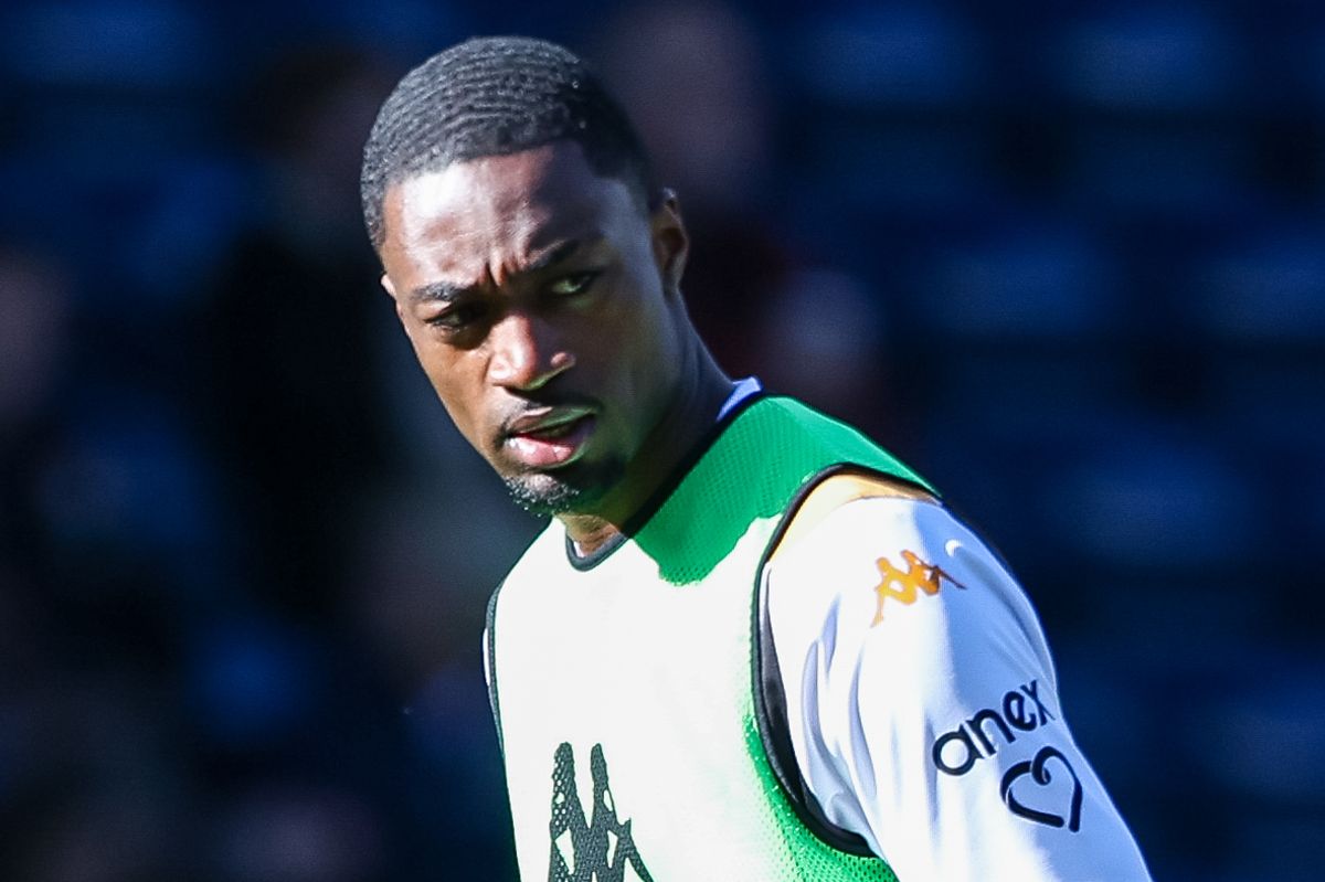 Semi Ajayi is back in the thick of Hull City action