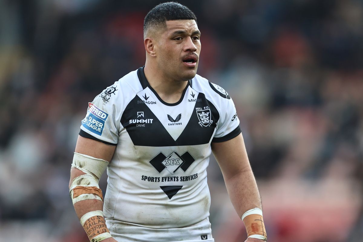 Hull FC loose-forward John Asiata.