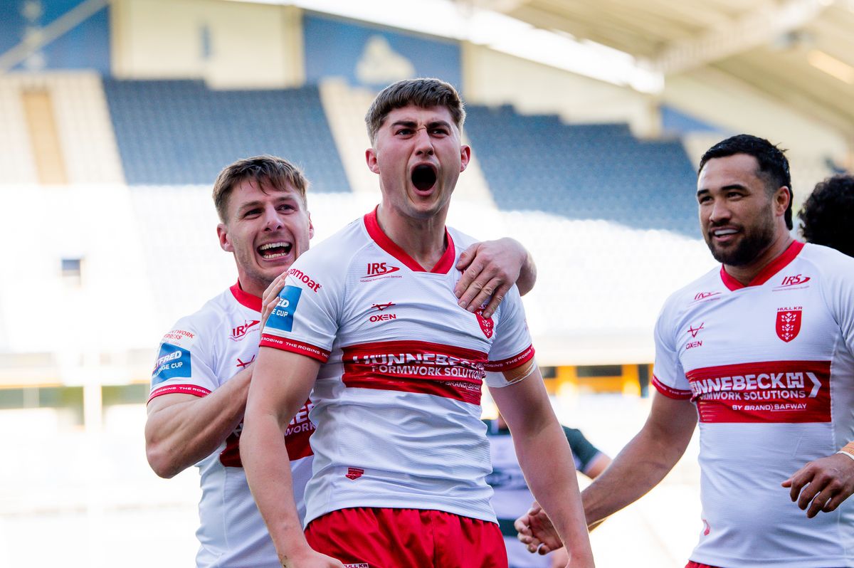 Hull KR's Tom Whitehead scores a try against Huddersfield Giants in the Challenge Cup.