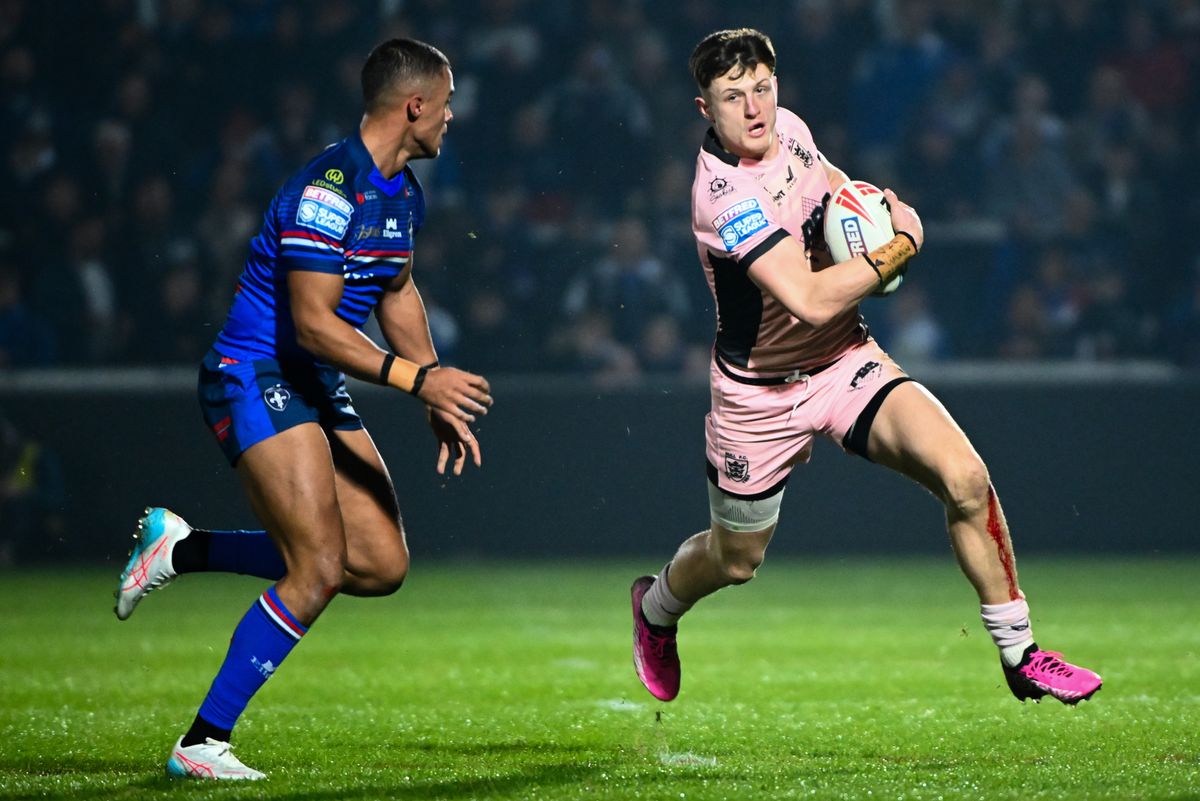 John Cartwright has defended Hull FC back Davy Litten.
