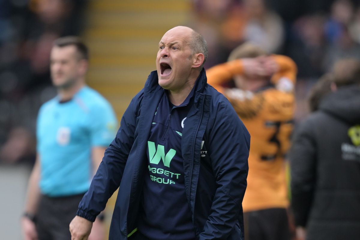 Millwall boss Alex Neil claimed three points at the MKM Stadium 