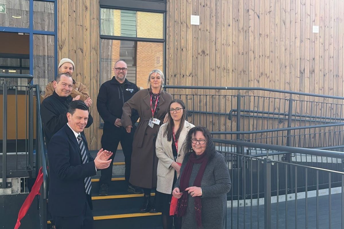 The Boulevard Academy is on Airlie Street.