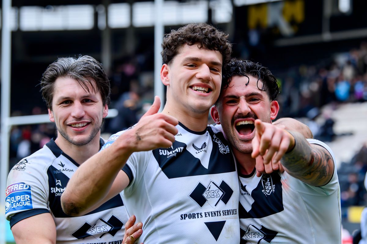 Hull FC's Tom Briscoe, Lewis Martin and Arthur Romano celebrate after victory over Leeds.
