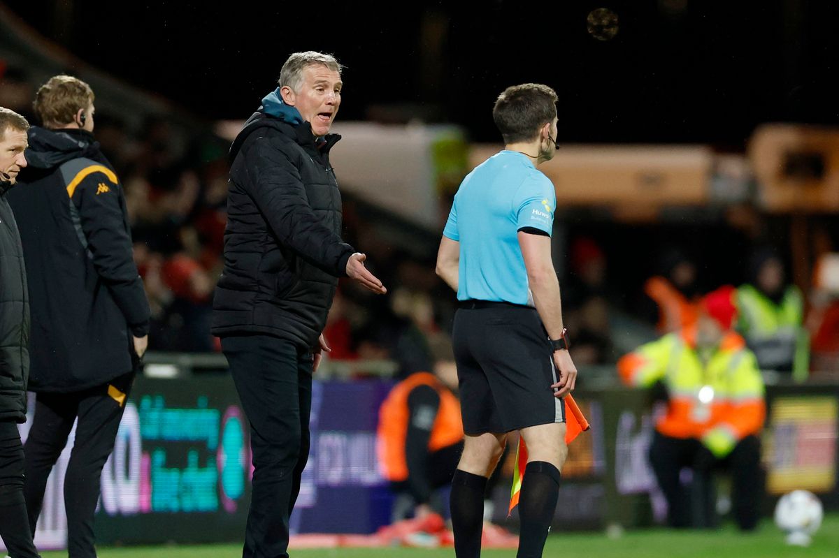 Wrexham manager Phil Parkinson watches his side beaten by Hull City