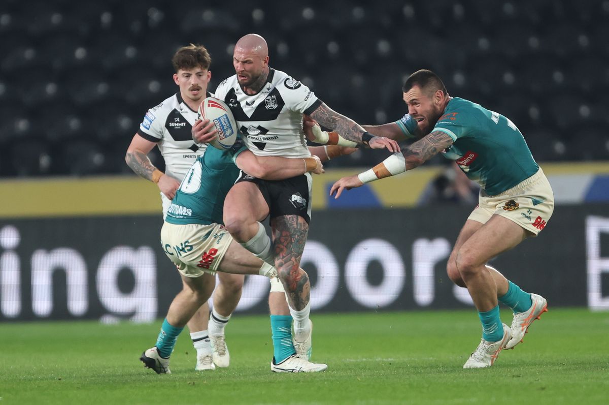 Zak Hardaker in action for Hull FC.