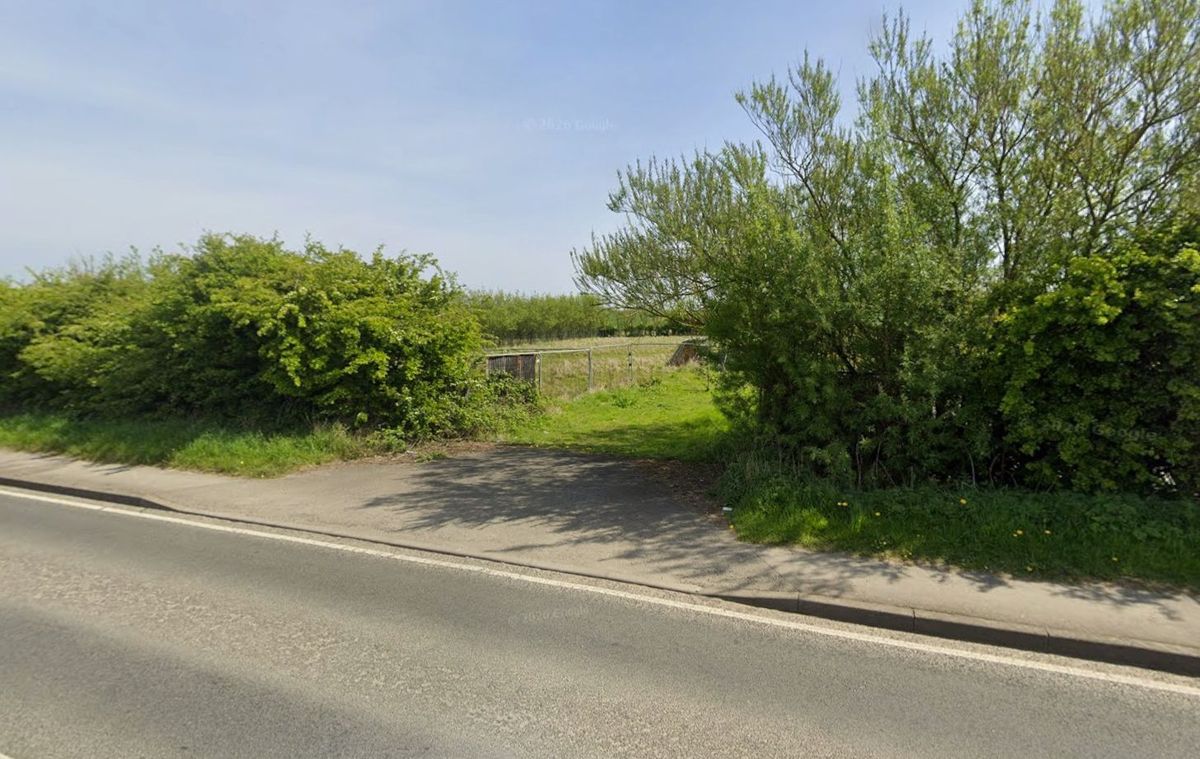 There is existing vehicle access to the site 
