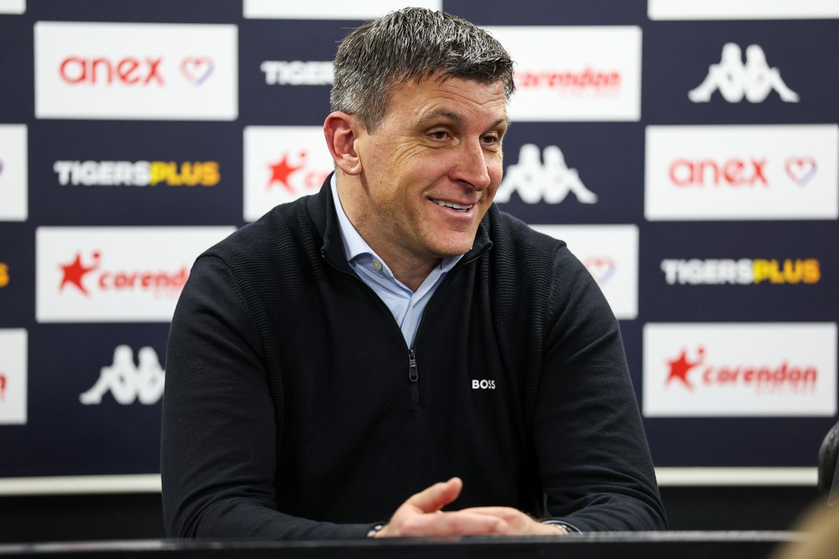 Hull City head coach Sergej Jakirovic talks to the media 