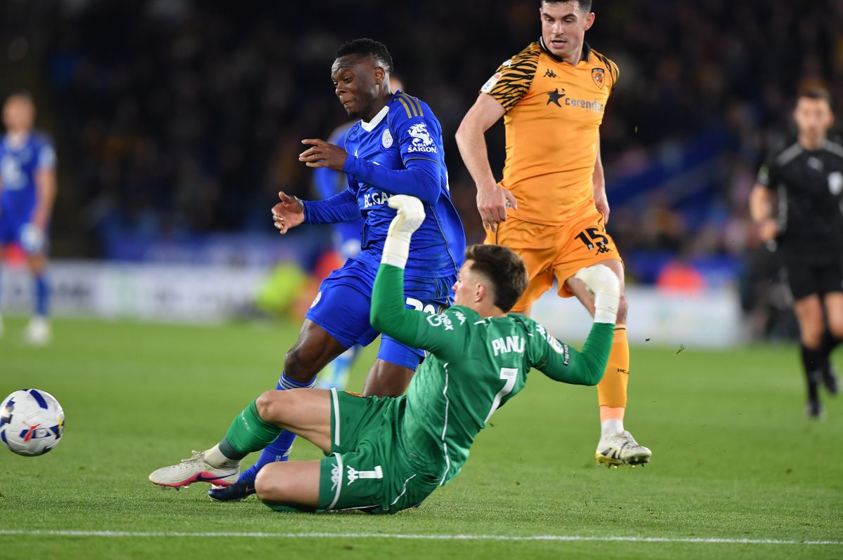 Patson Daka and Ivor Pandur collide at the King Power Stadium