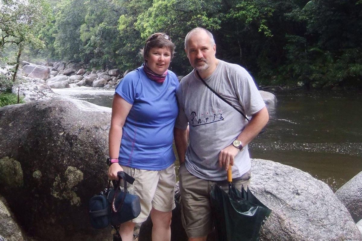 17/04/26 - A North Lincolnshire woman is taking on the London Marathon to mark her 50th birthday while raising awareness of brain tumours, following her partner’s double diagnosis. Sally Harley, 49, a teacher from Ulceby, will run the iconic 26.2-mile race in support of Brain Tumour Research, inspired by her partner Bob Hall’s life-changing diagnosis in 2024. Sally Harley and her partner Bob Hall