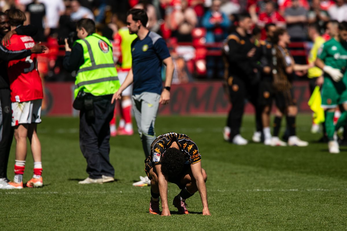 Mohamed Belloumi reacts to Hull City's defeat at Charlton Athletic