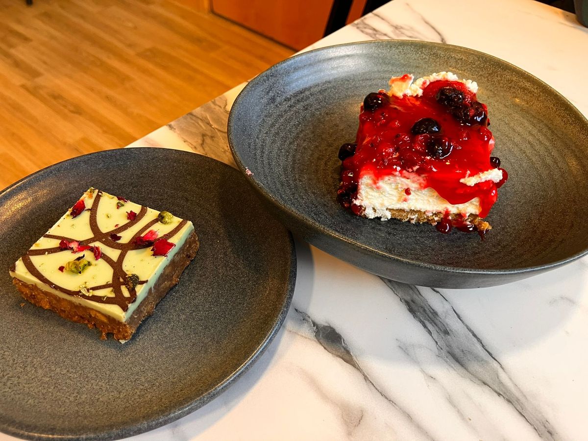 Pistachio tiffan and homemade berry cheescake