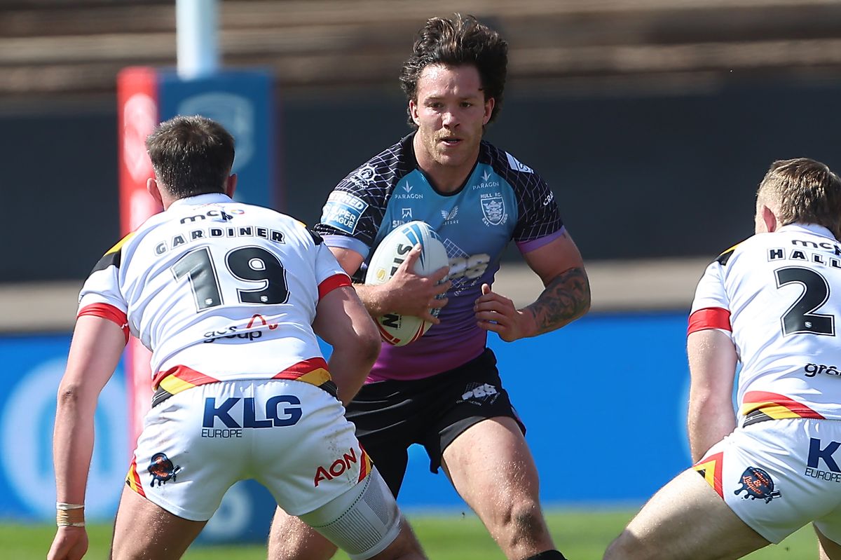 Hull FC forward Yusuf Aydin was sent off at Bradford Bulls.