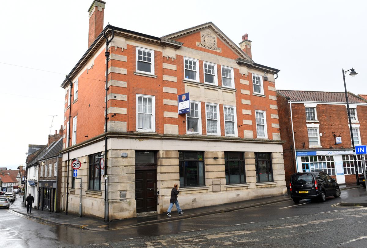 A future Domino's? 1-2 Market Place, Barton-Upon-Humber