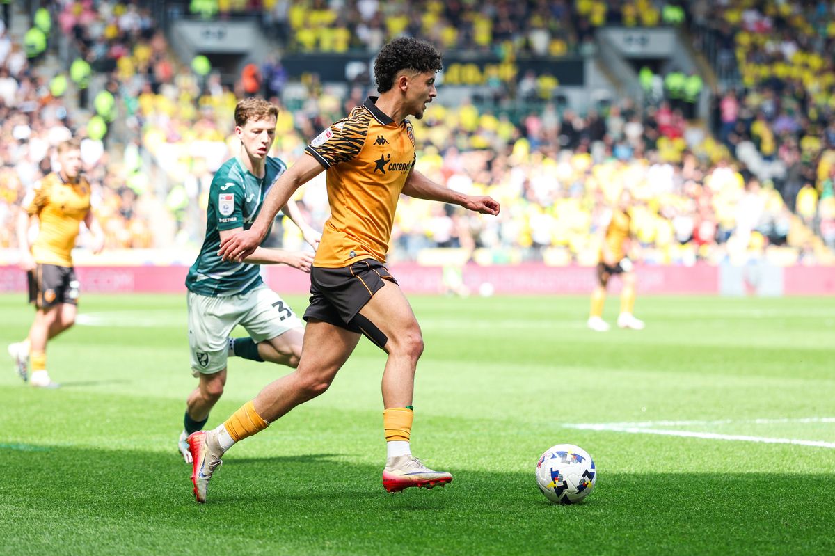 Mohamed Belloumi in action against Norwich City