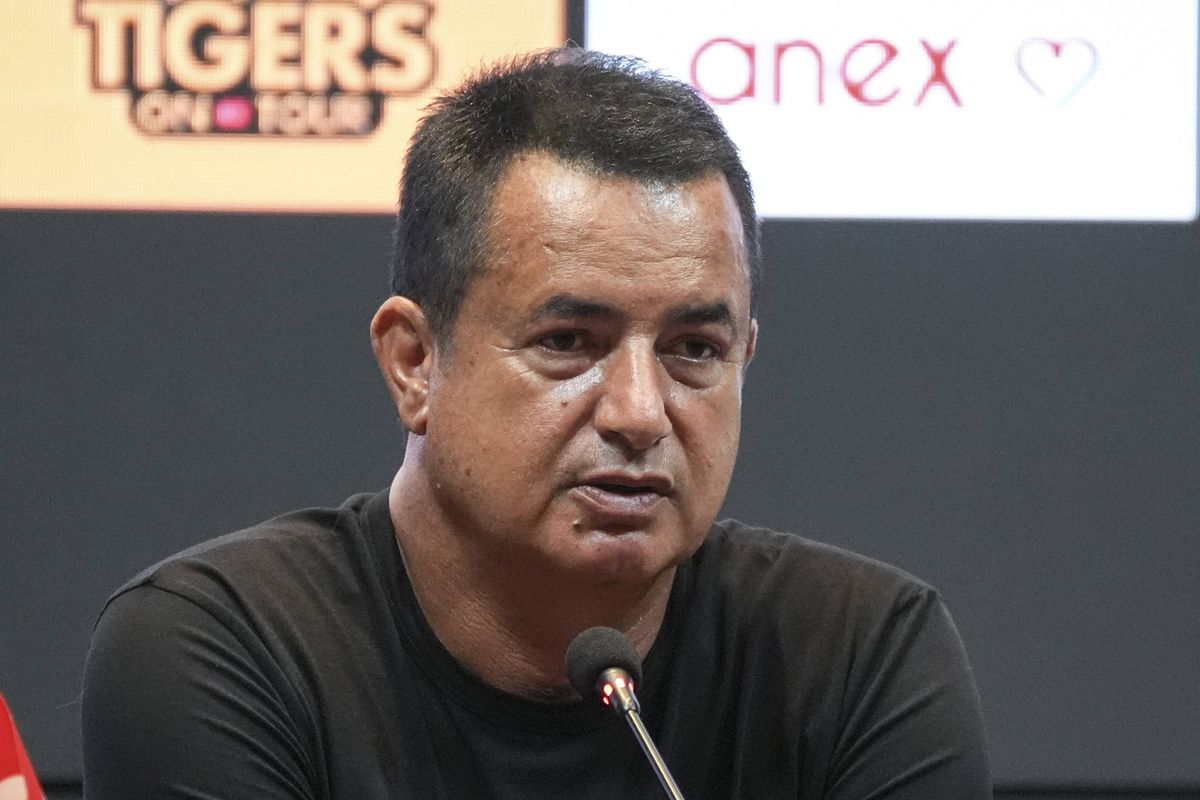 Hull City owner Acun Ilicali at a press conference