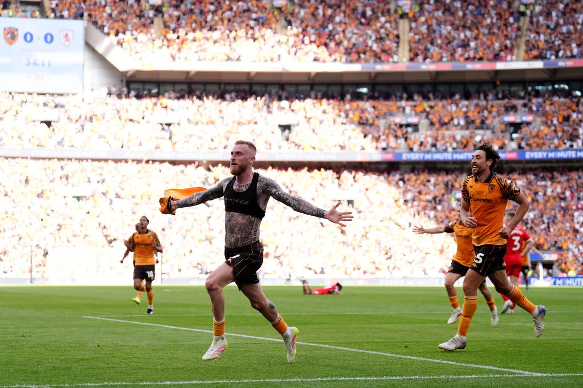 Hull City's Oli McBurnie scored the winner at Wembley Stadium